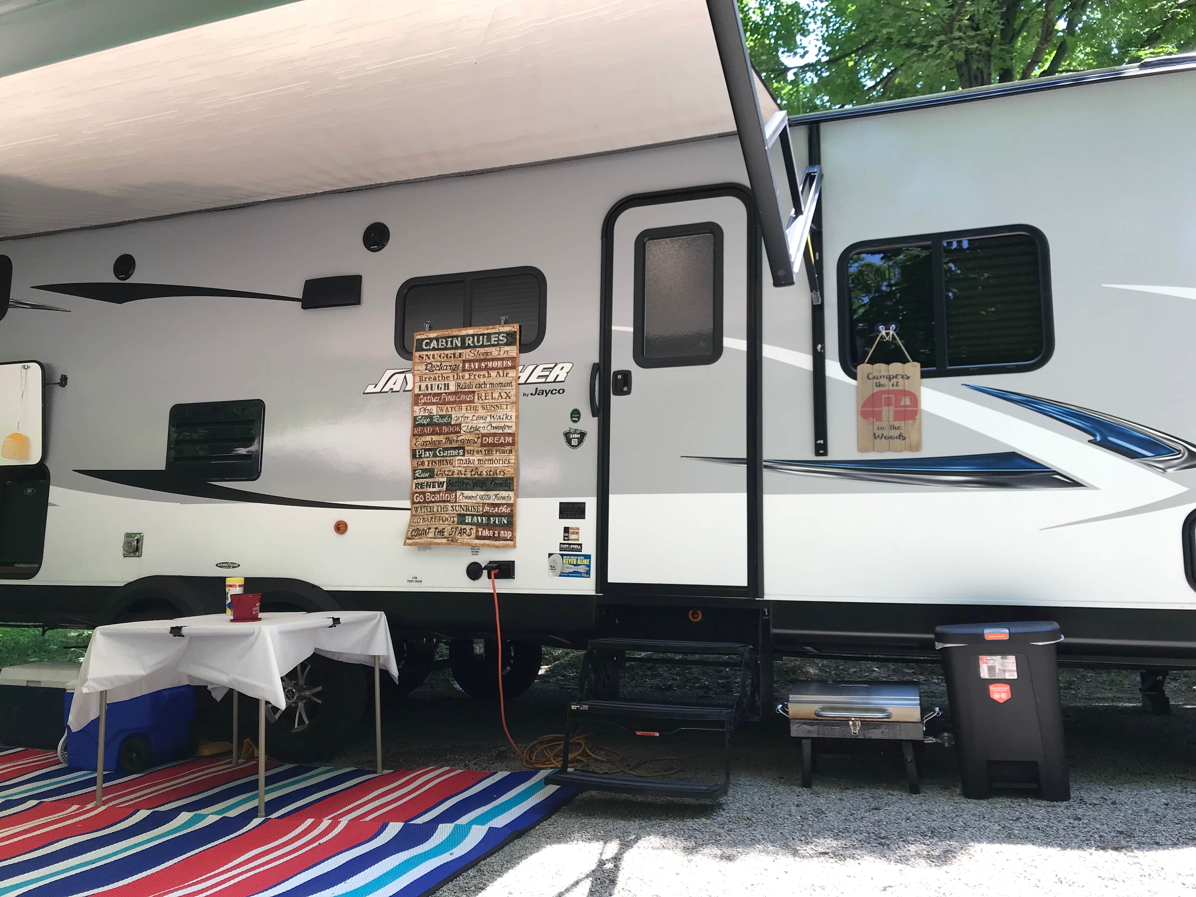 Lori W.'s photo of rv camping at Coon Creek (IL) near Sullivan, IL
