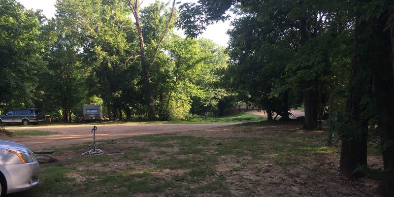 Camper submitted image from Ozark Riverfront Campground
