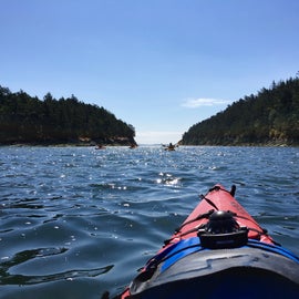 Paddling between out the Finger Islands