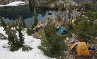 Les R.'s photo at Desolation Wilderness - Aloha Zone near Twin Bridges, CA