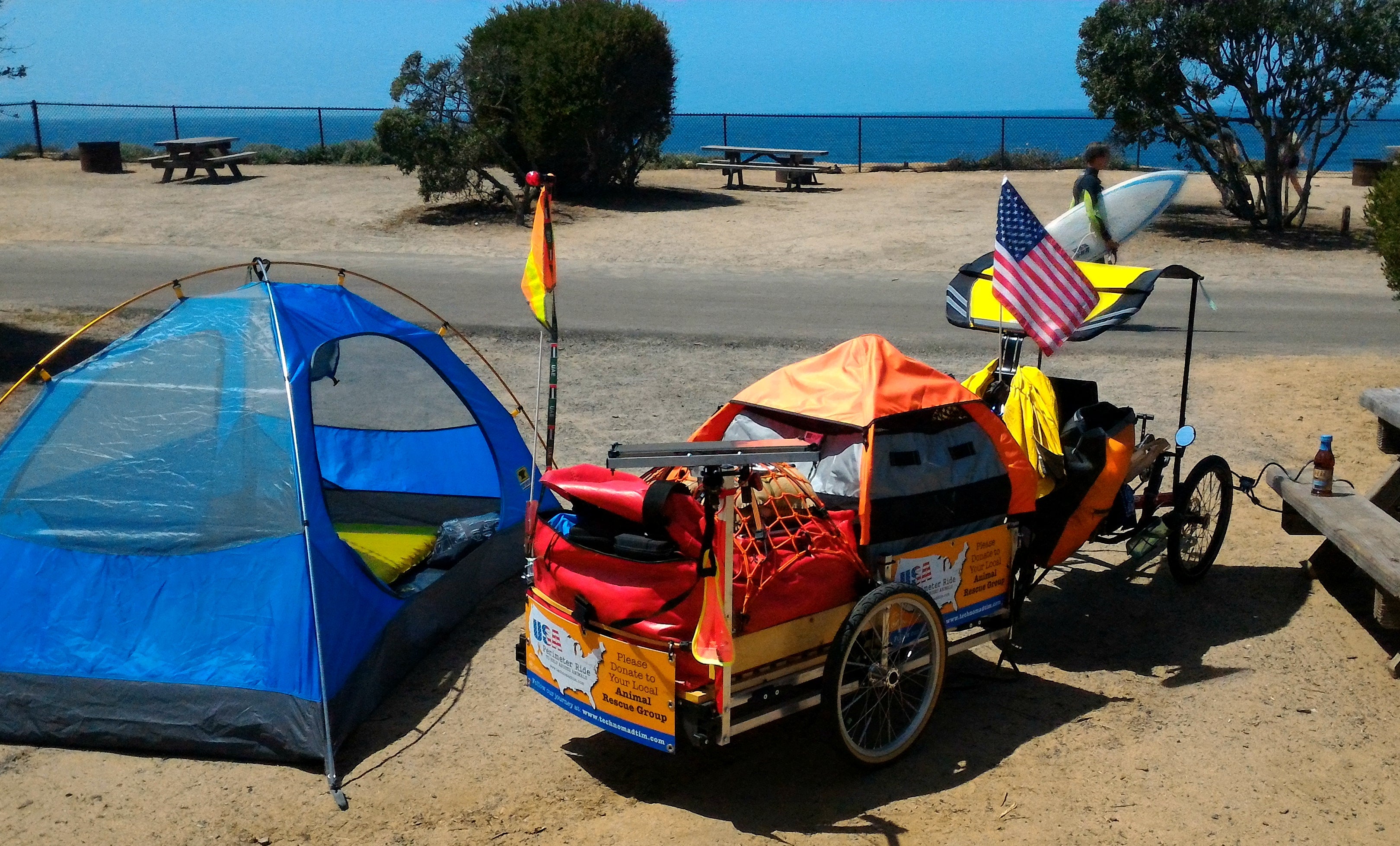 Simple campsite near the ocean