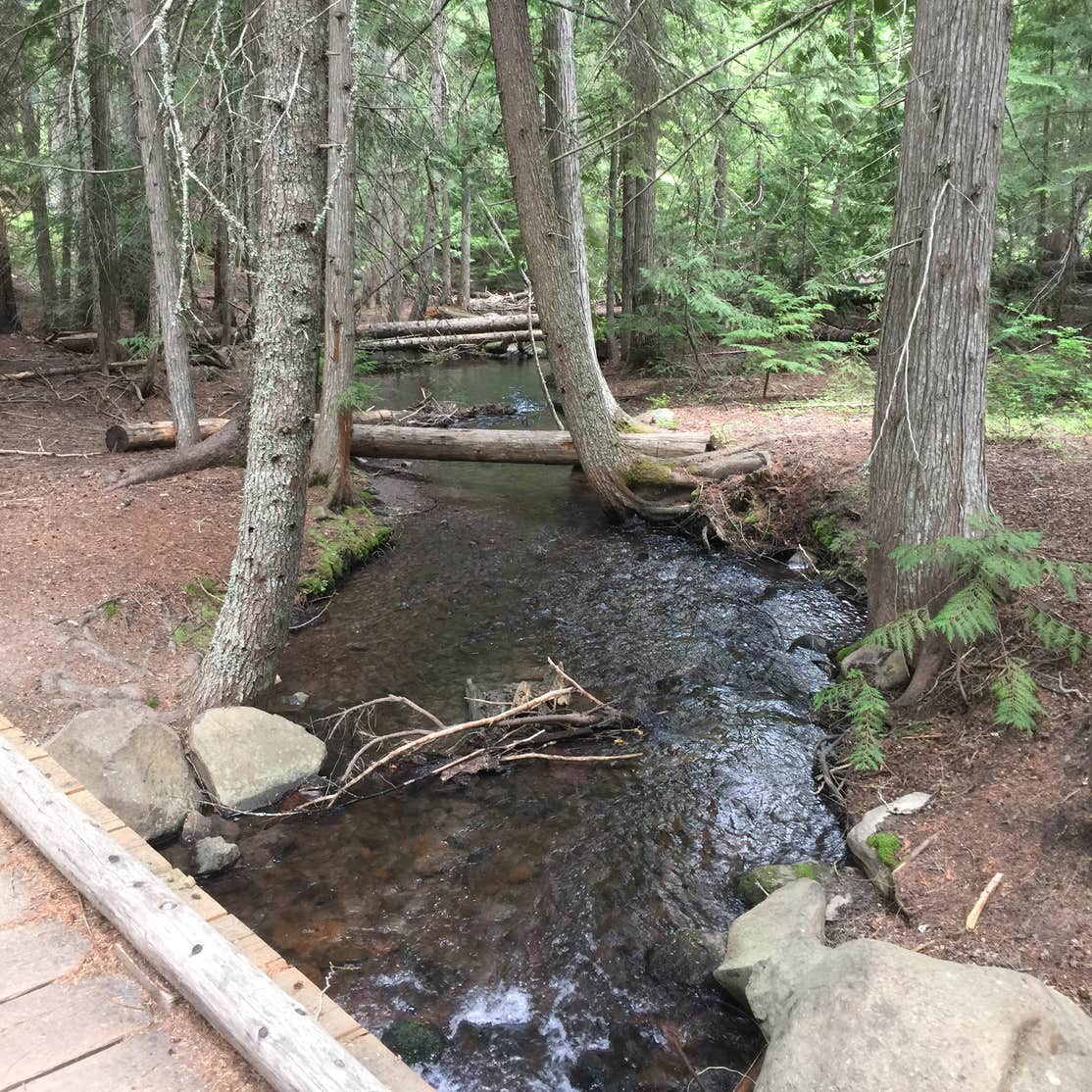 Eight Mile Camping Dufur, OR