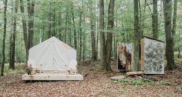 Tentrr Signature Site - Back 2 Nature Camp