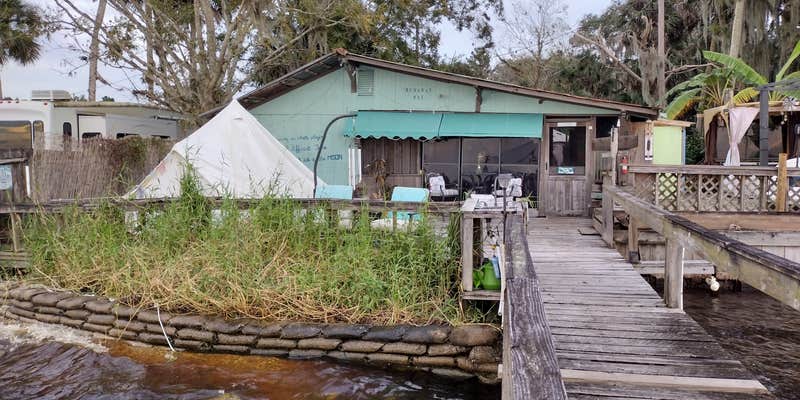 Camper submitted image from Runaway Bay Lodge