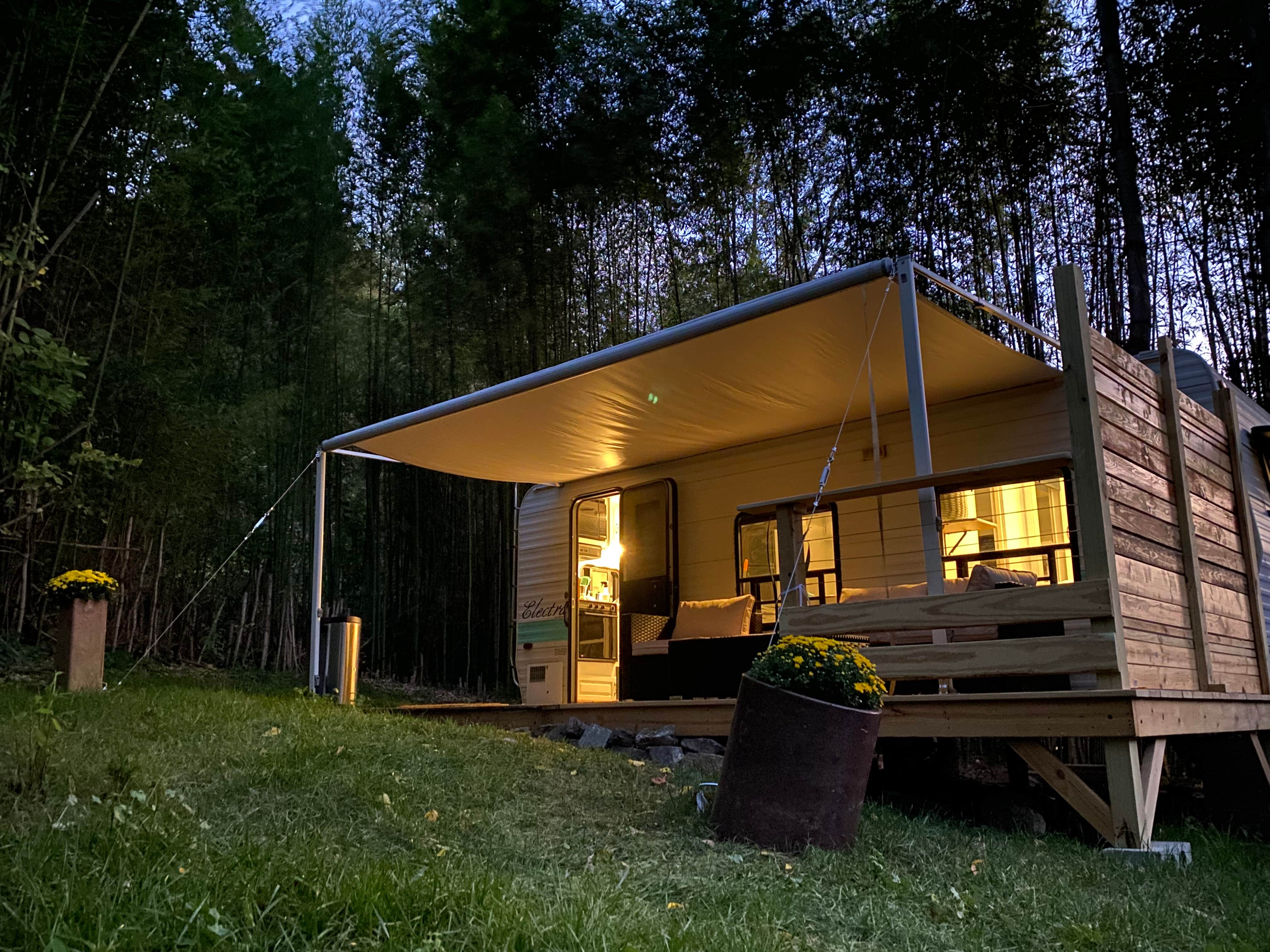 Han W.'s photo of a cabin at Utopia near Swannanoa, NC