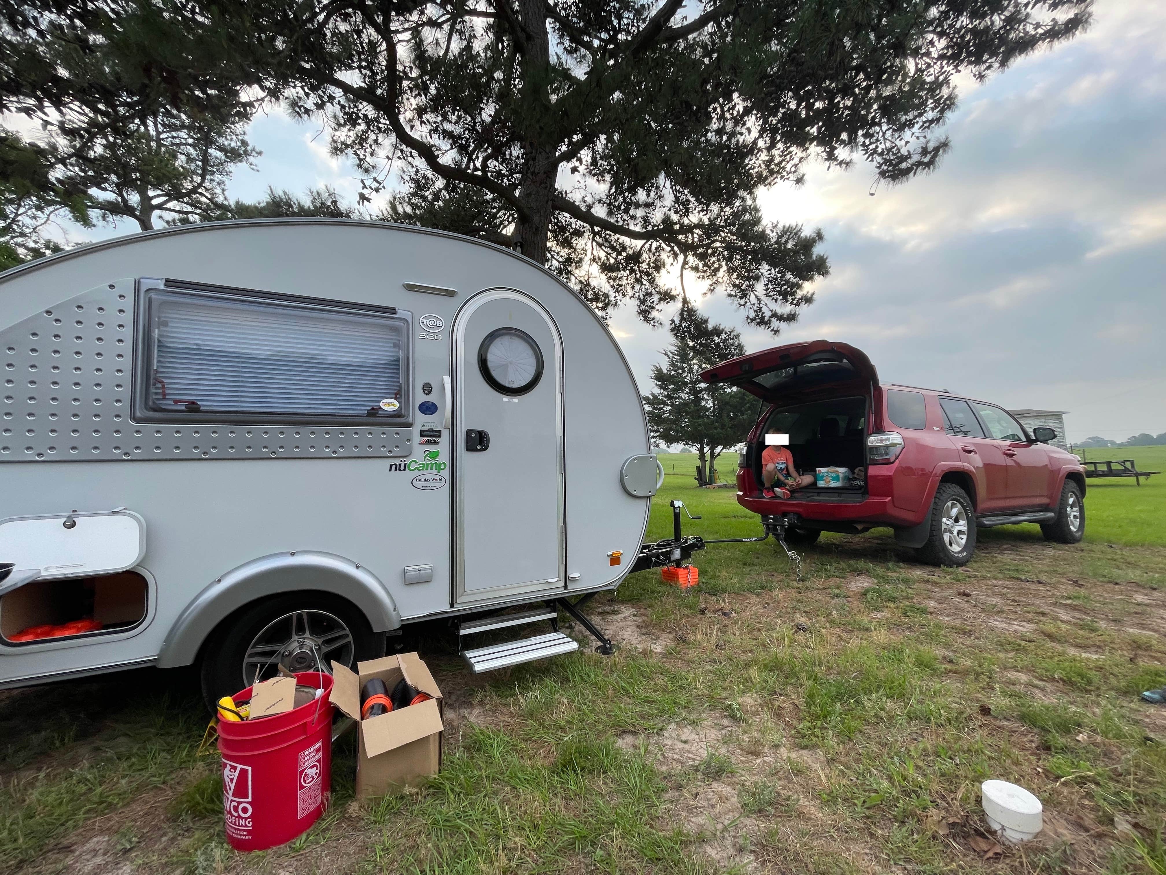 Camping near Mission Tejas State Park Campground: Salmon Lake Park & Resort, Grapeland, Texas