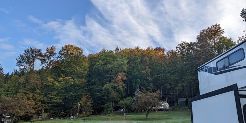 Camper submitted image from Horseshoe Acres Campground