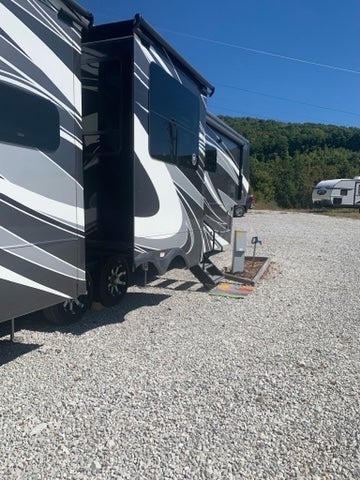 Camper submitted image from Royal Blue RV Park - 4