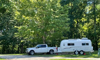 Camping near Getaway Dale Hollow Campground - Tennessee: Dale Hollow Lake State Resort Park, Albany, Kentucky