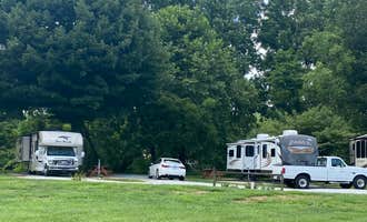 Camping near Old Corundum Millsite Campground: Riverbend RV Park-Campground, Franklin, North Carolina