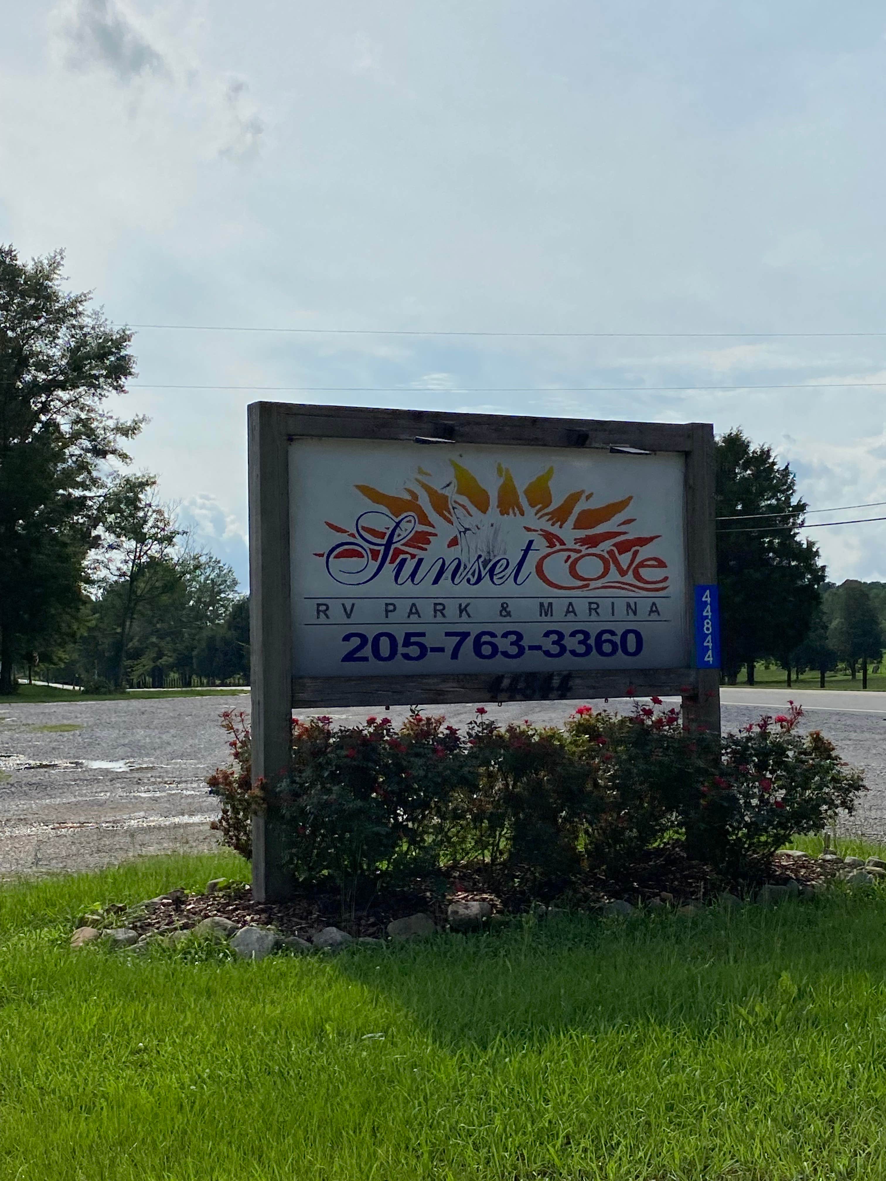 Camper submitted image from Sunset Cove RV Park and Marina - 4