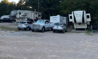 Camping near Wall Doxey State Park Campground: Travelers Camper Park, Olive Branch, Mississippi