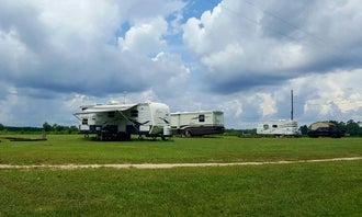 Camping near Towns Bluff Park: JB'S RV Park, Baxley, Georgia