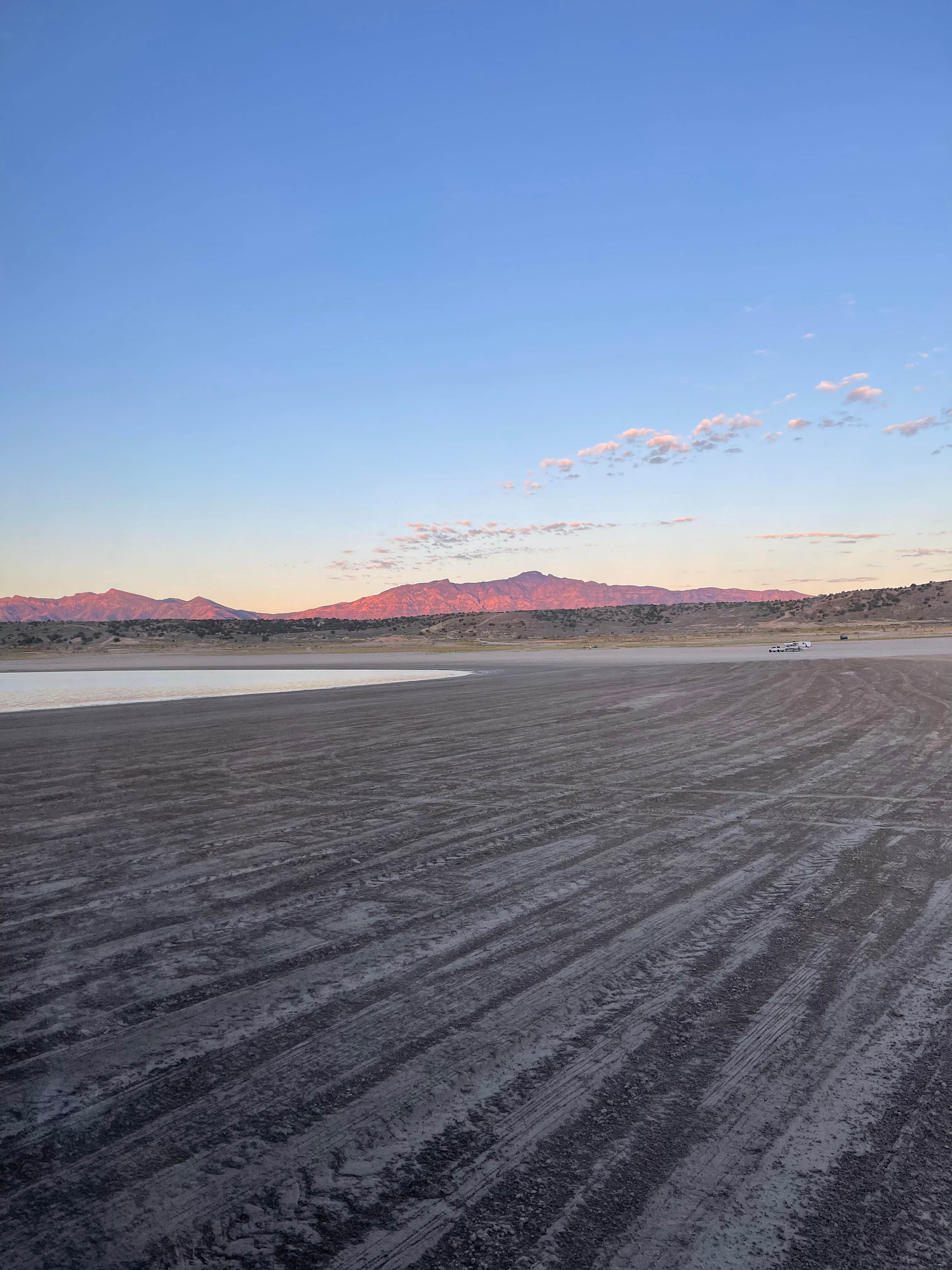 Camper submitted image from Sandy Beach at Yuba Lake - 4