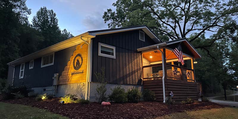 Camper submitted image from Emberglow Outdoor Resort