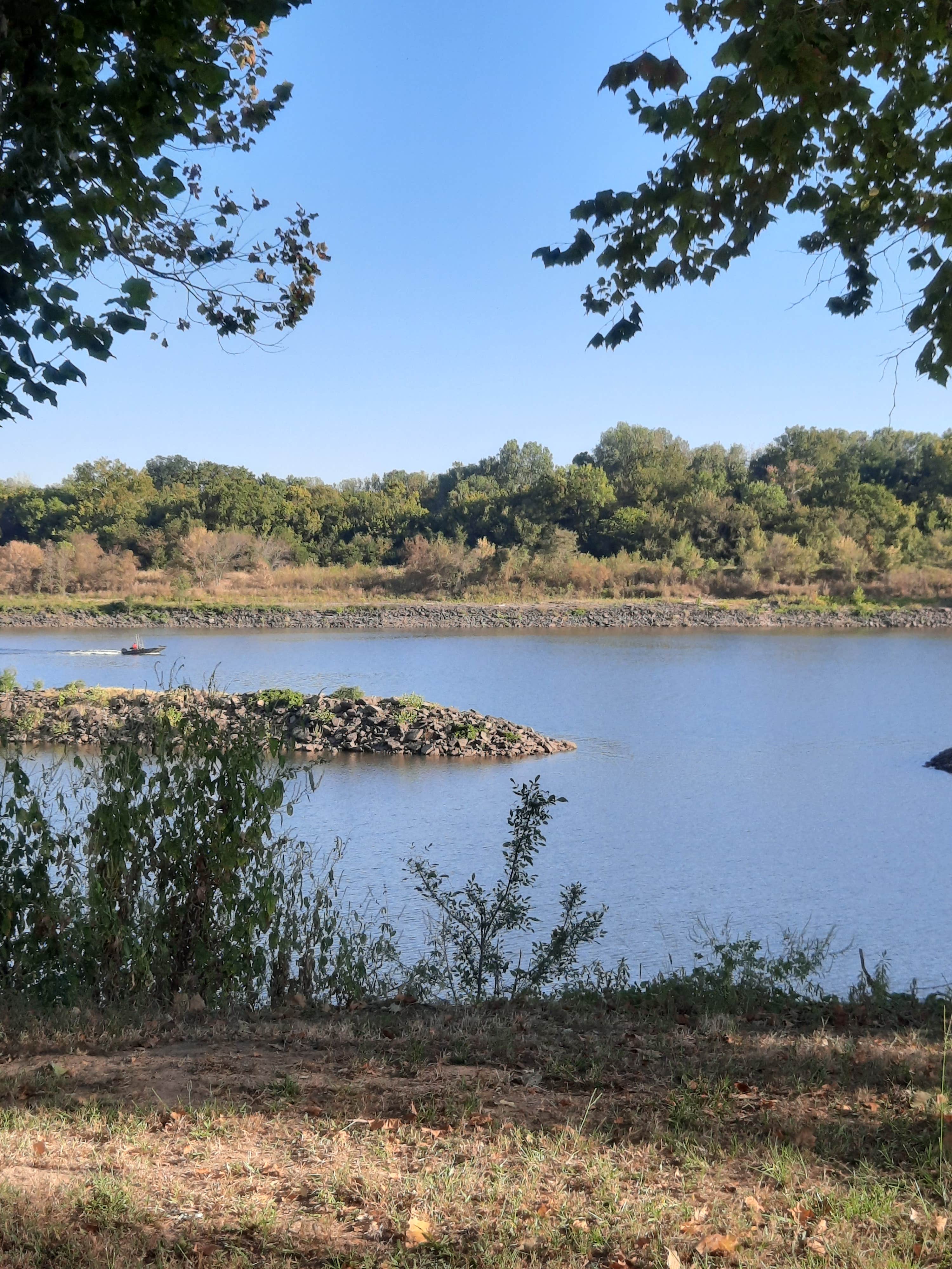 Camper submitted image from Cherokee Park (Arkansas River) — Arkansas River Rockefeller Lake - 3