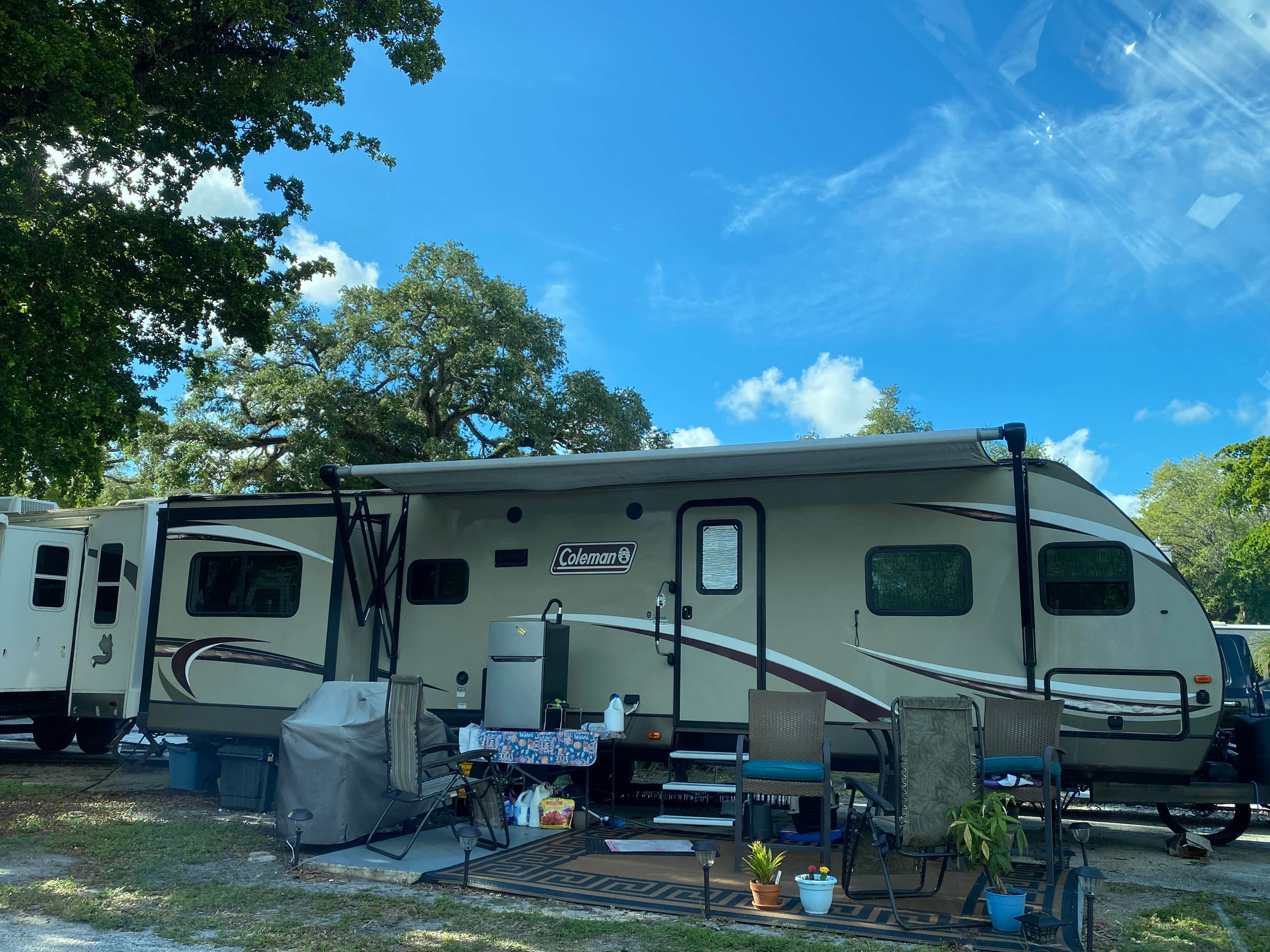 Jackson Hole RV Fish Camp | Oak Hill, FL