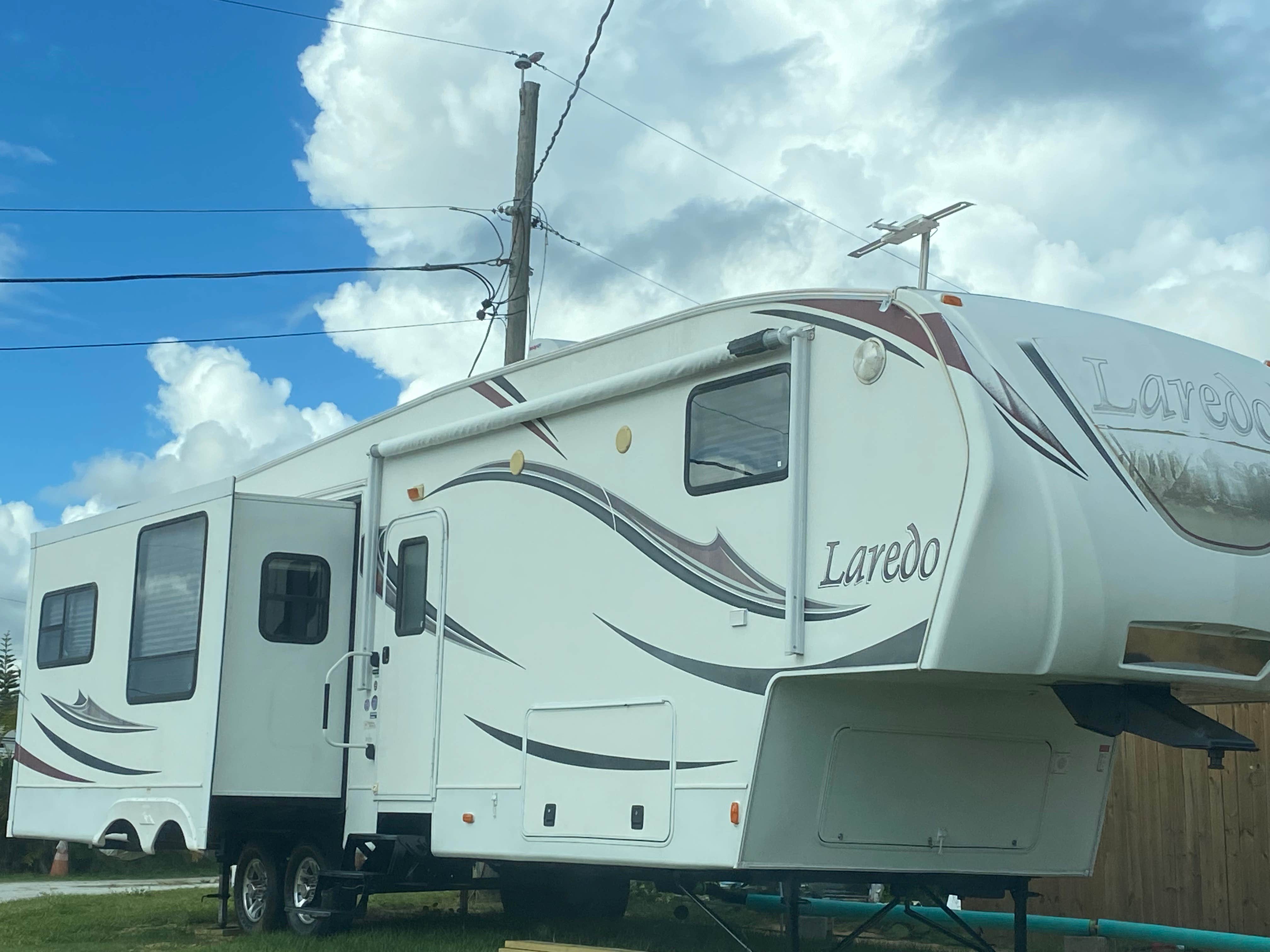 Camping near Jackson Hole RV Fish Camp: Mangrove Cove RV Park, Oak Hill, Florida