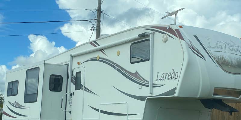 Camper submitted image from Mangrove Cove RV Park