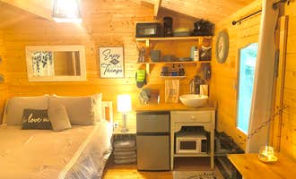 Camping near Cataloochee Campground — Great Smoky Mountains National Park: Creekside Cabin, Maggie Valley, North Carolina