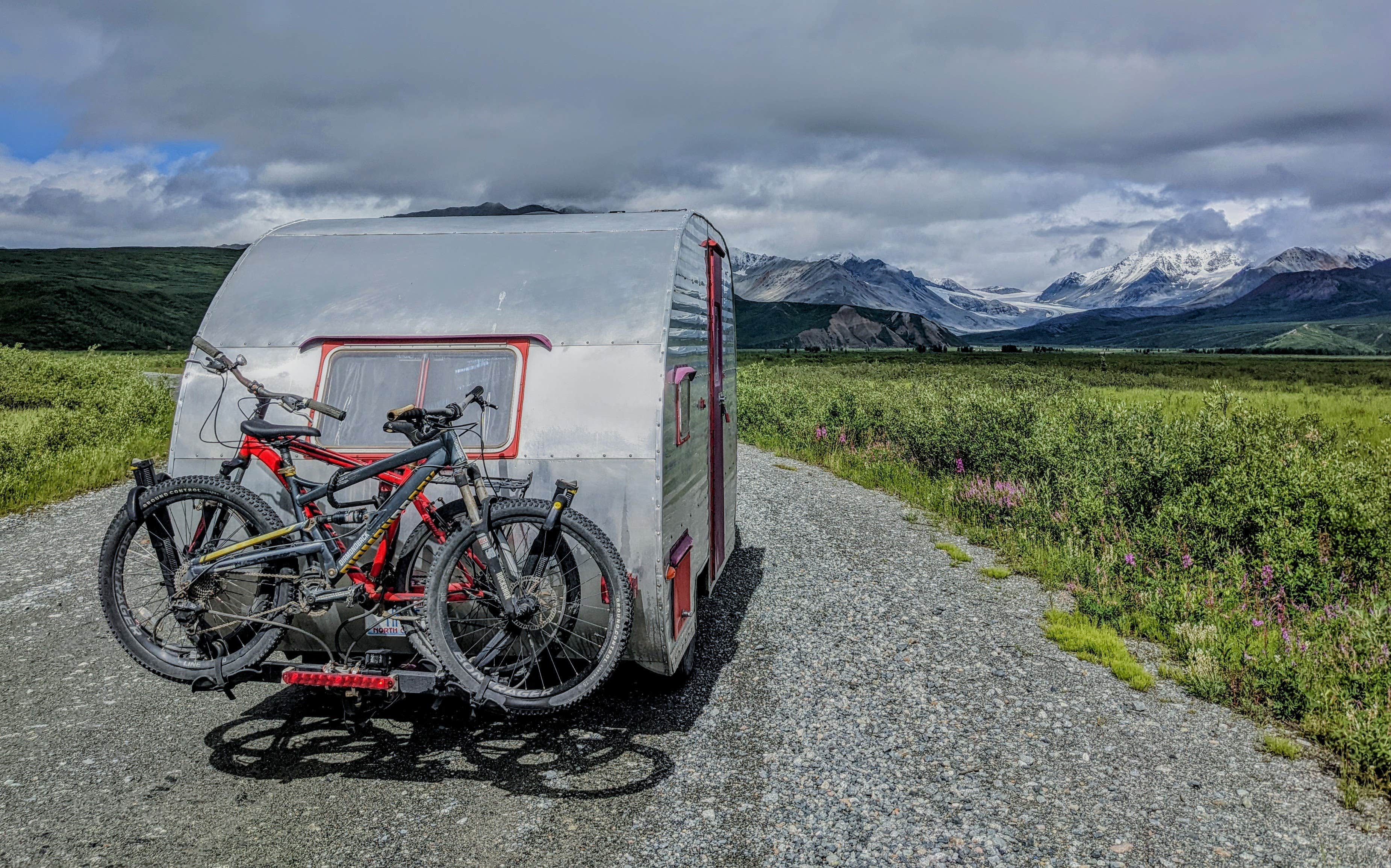 Camper submitted image from Isabell Pass, Gulkana Glacier Area - 2