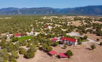 Camping near Maple Canyon: Wind Walker Homestead, Spring City, Utah