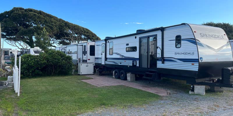 Camper submitted image from Topsail Beach Escape RV