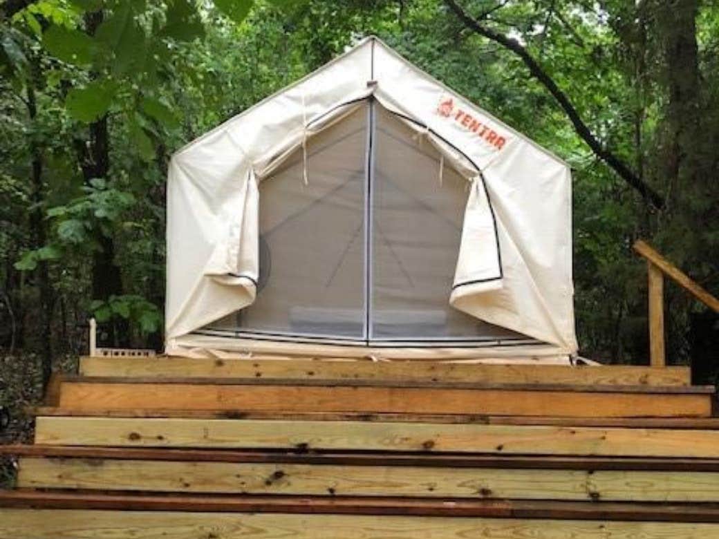 Tentrr Signature Site - Peaceful Table Rock Lake Retreat photo 2