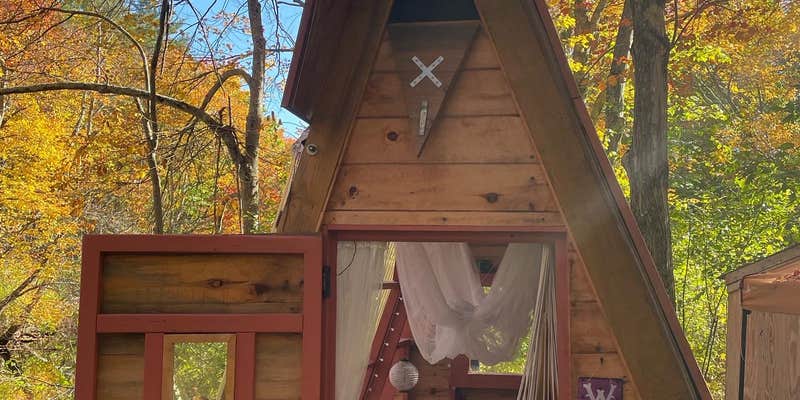 Camper submitted image from Rustic A-frame by the Water