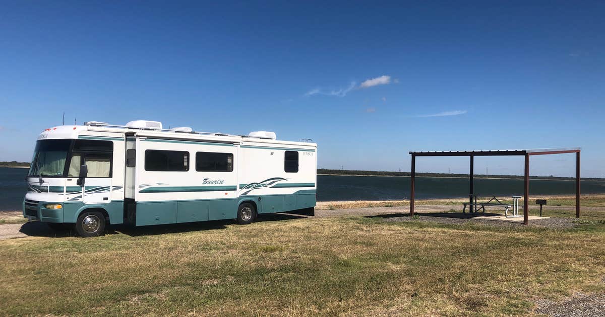 Tradinghouse Lake Park Camping