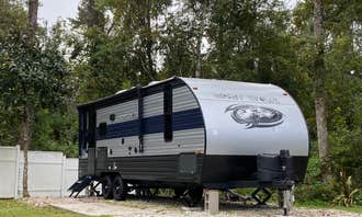 Camping near Manatee Cove Park: Sunny Oaks RV Park, Jacksonville, Florida
