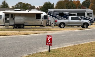 Camping near Yogi Bear's Jellystone Park Memphis: EZ Daze RV Park, Southaven, Mississippi