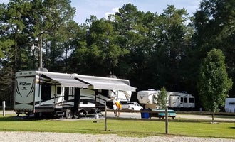 Camping near Hattiesburg / Okatoma River KOA: Four Seasons RV Park, Hattiesburg, Mississippi