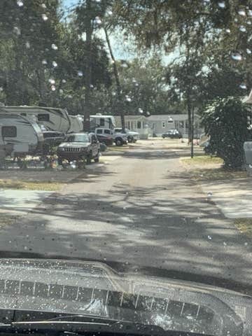 Camping near Edward Medard Park: Tampa East RV Resort, A Sun RV Resort, Dover, Florida