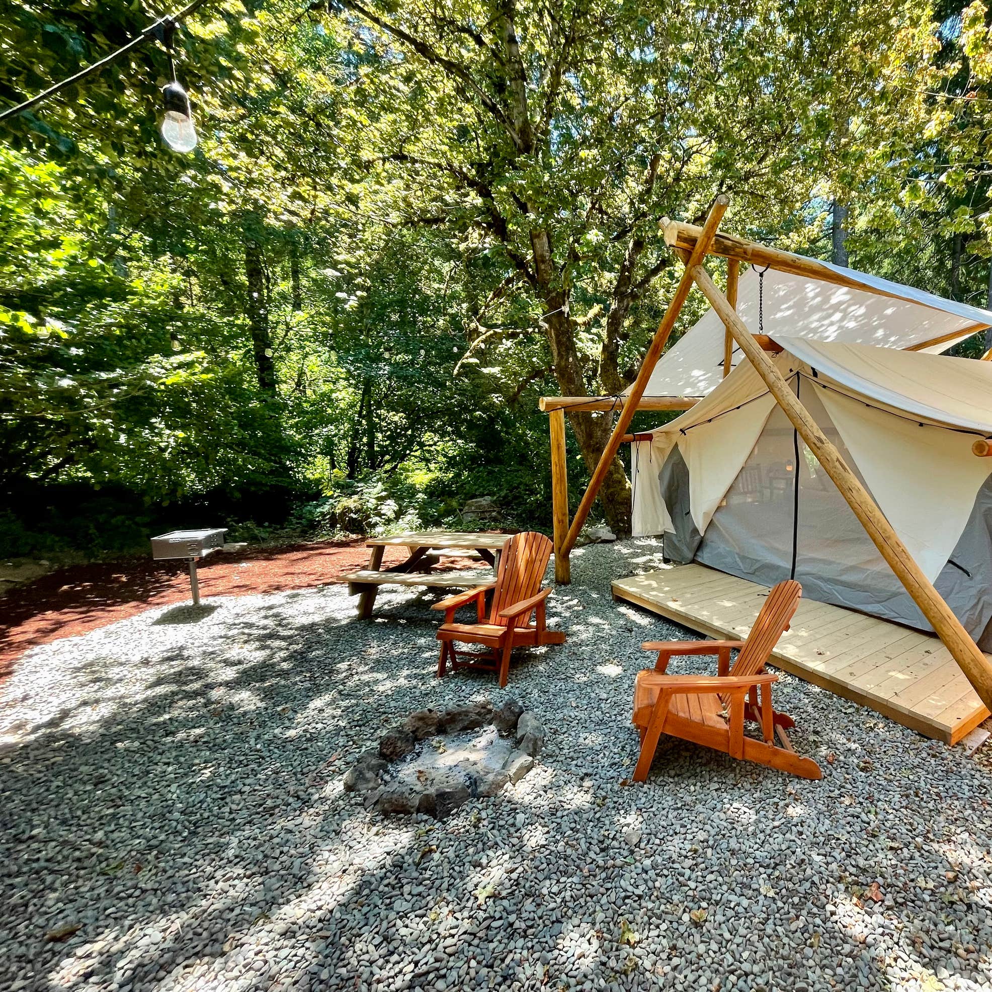 Umpqua's Last Resort & Oregon Mountain Guides Camping The Dyrt