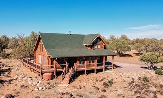 Camping near Haak'u Cuervo Canyon Overlook: Beautiful Log Cabin in Northern Arizona: The Perfect Retreat, Seligman, Arizona