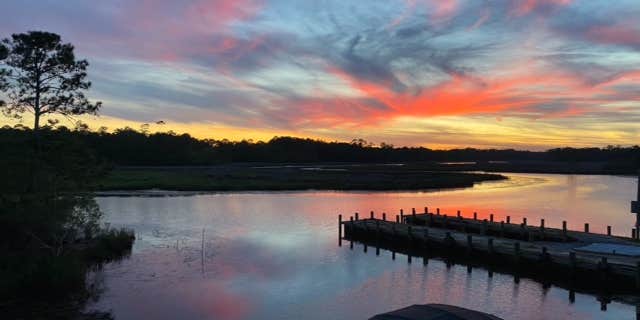 Camper submitted image from Sioux Bayou Landing RV