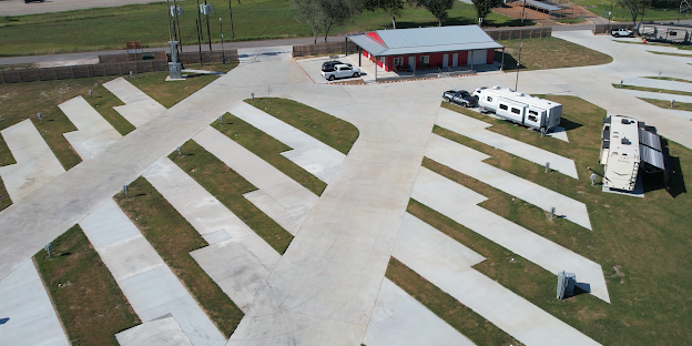 Camper submitted image from Howdy Y'all RV Resort