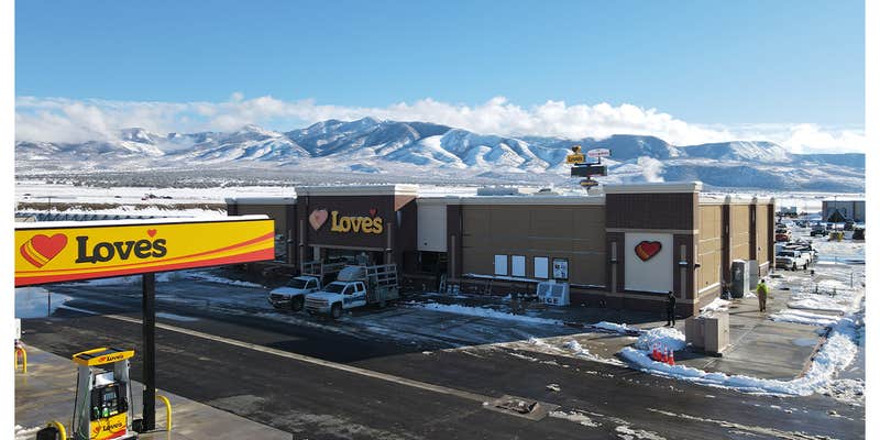 Camper submitted image from Love's RV Hookup-Fillmore UT 835