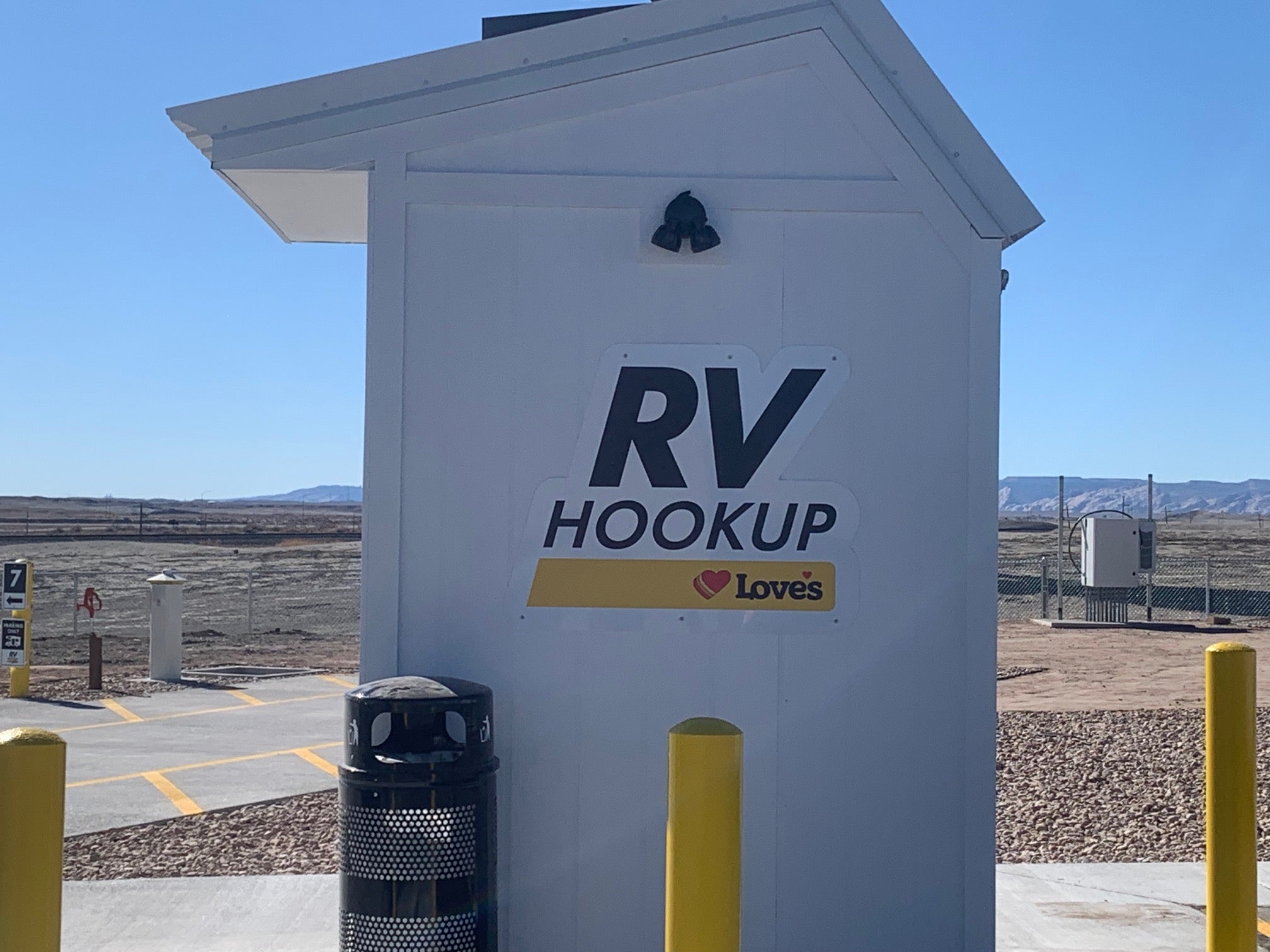 Camper submitted image from Love's RV Hookup-Green River UT 792 - 2