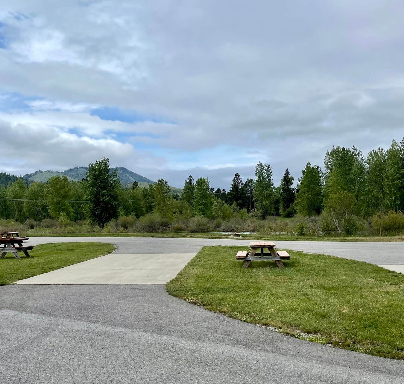 CDA River RV, Riverfront Campground