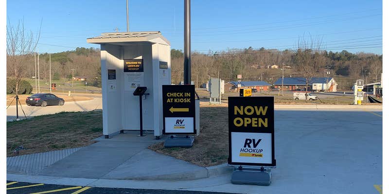 Camper submitted image from Love's RV Hookup-Newport TN 796