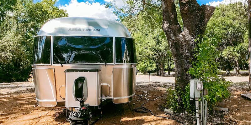 Camper submitted image from Stonewall Motor Lodge