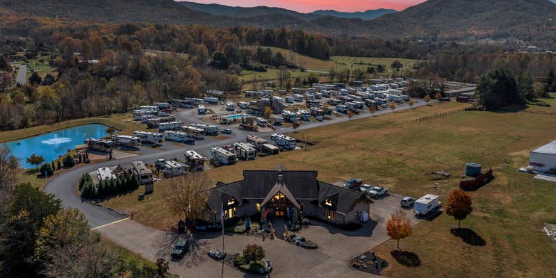 Camper submitted image from Cove Creek RV Resort