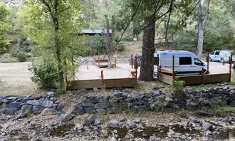 A-Lodge Boulder - Car Camping