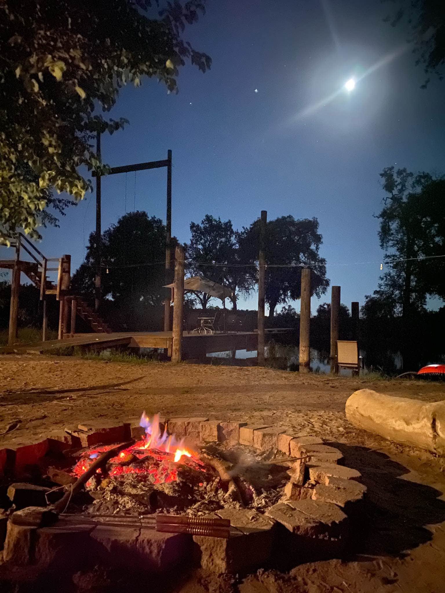 Camping near Riverland RV Resort: Riverbend Campground, Hanford, California