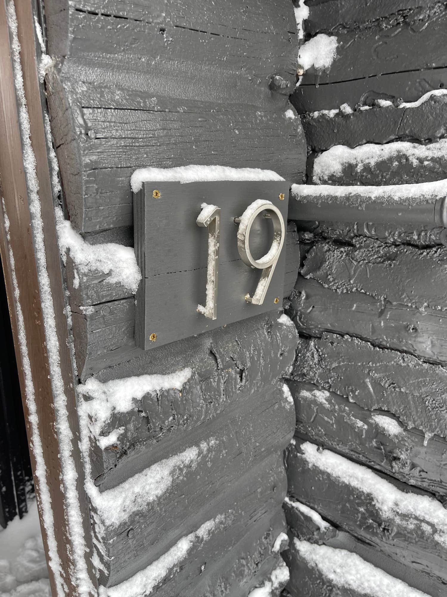 Trailhead Cabins And Lodging