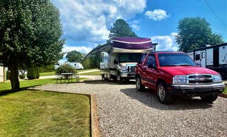Camping near Pickwick Dam Campground — Tennessee Valley Authority (TVA): Green Acres RV Park, Savannah, Tennessee