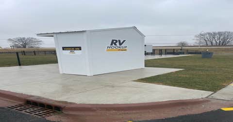 Love's RV Hookup-Morris IL 859 | Morris, Illinois