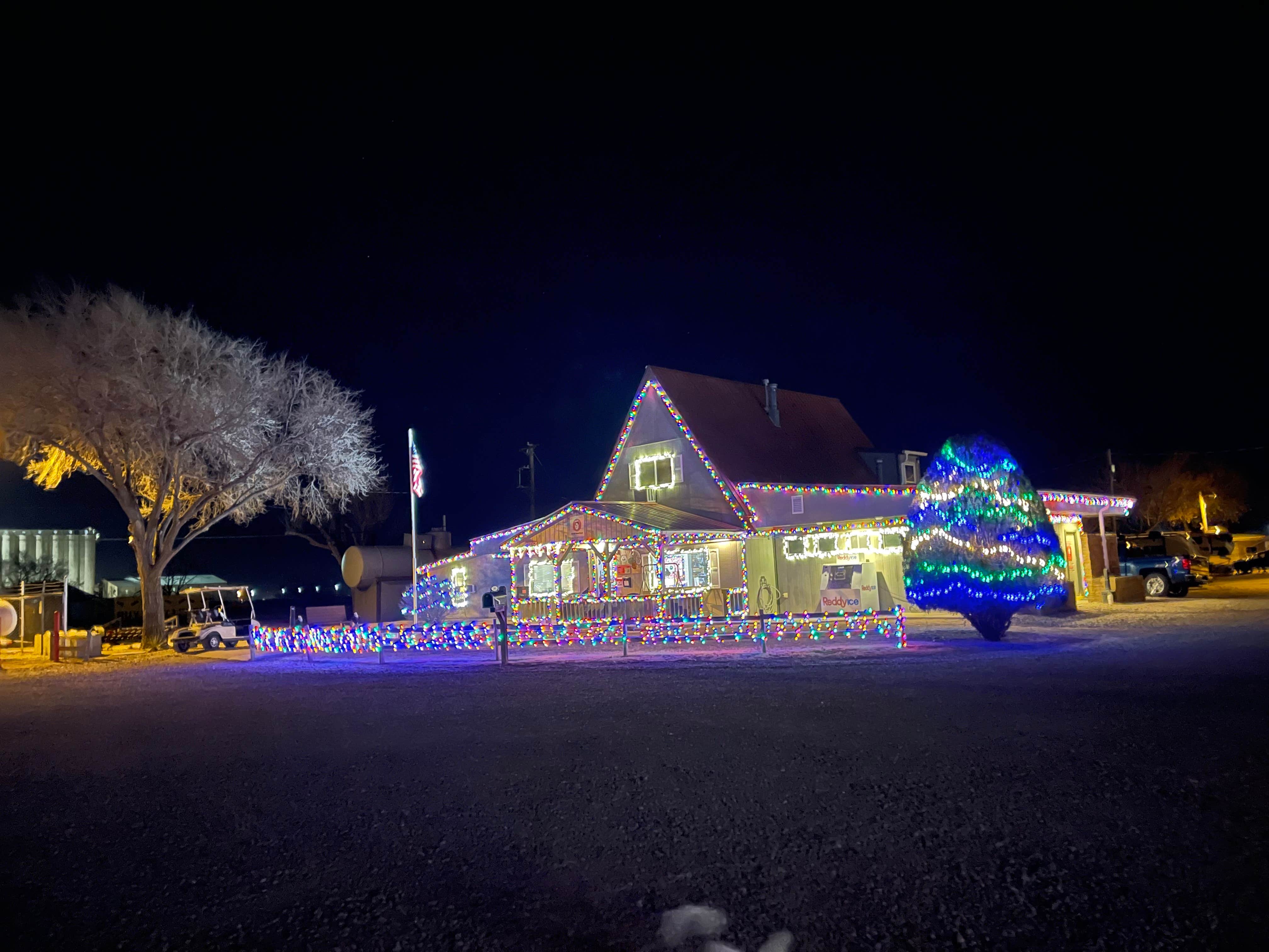 Camping near Clovis RV Park: Travelers World Campground, Clovis, New Mexico